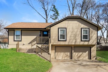 8702 LINDA LN LIBERTY, MO 64068